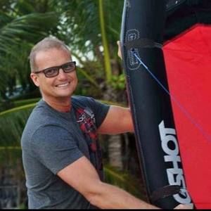 Meet your Posher, Guy